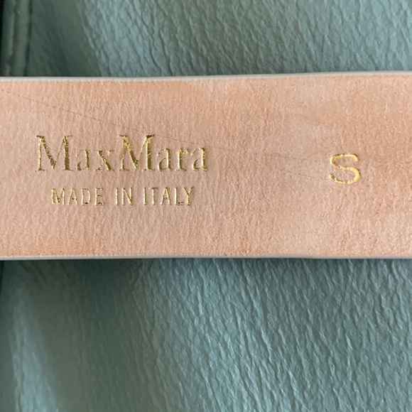 MaxMara Monogram Buckle Leather Belt - Picture 12 of 12